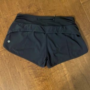 Lulu Lemon (low rise) Speed up 3 inch inseam running shorts